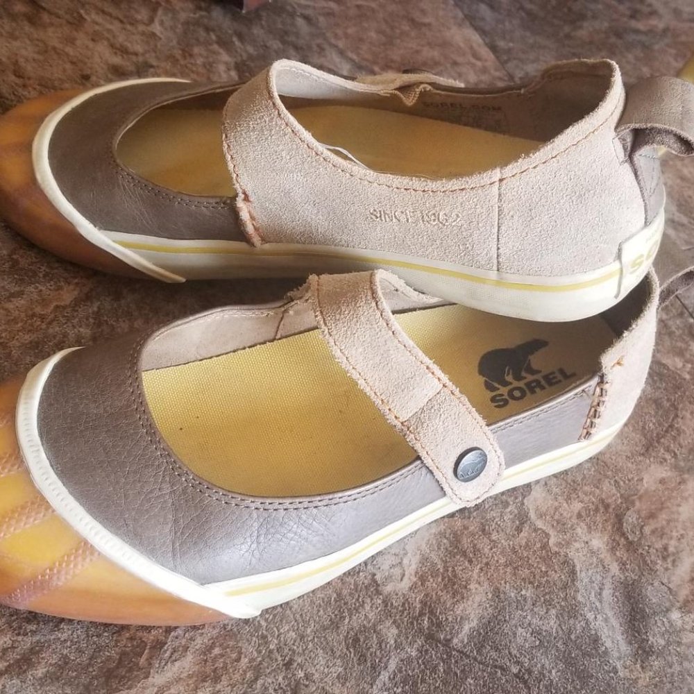 Sorel NL 1675-219 Duck Shell Slip On Women’s Size 7 Flats
